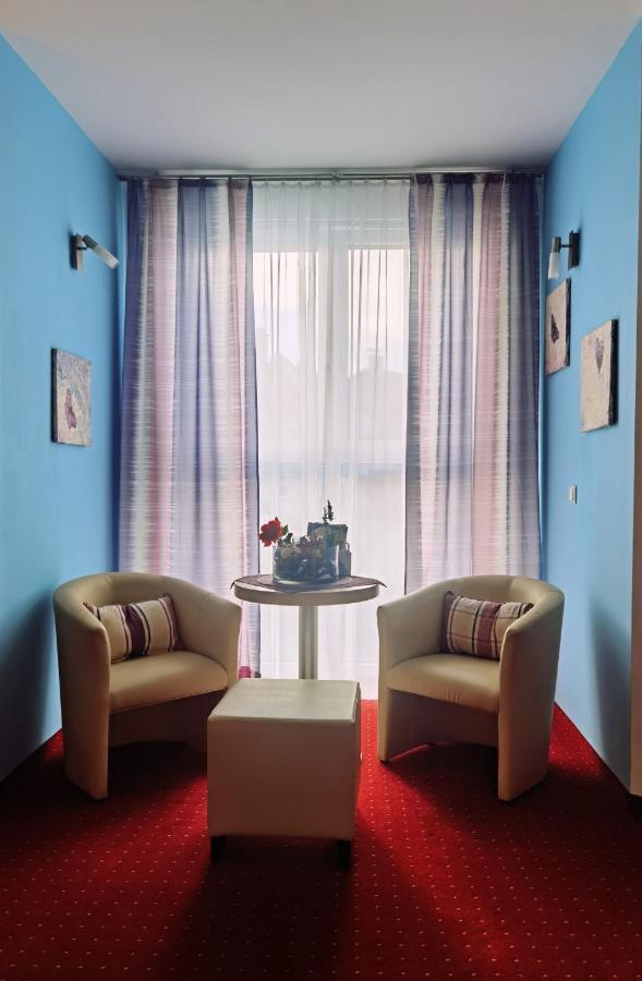 Lion Blue Point Hotel Tulln An Der Donau Buitenkant foto