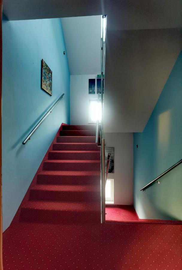 Lion Blue Point Hotel Tulln An Der Donau Buitenkant foto